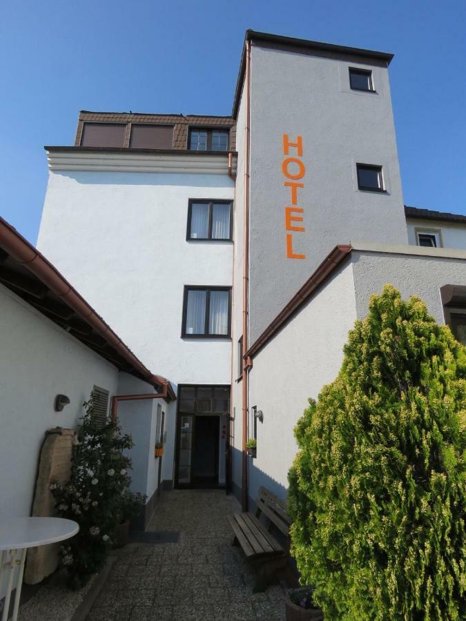 Hotel Trutzpfaff Шпайер Екстериор снимка